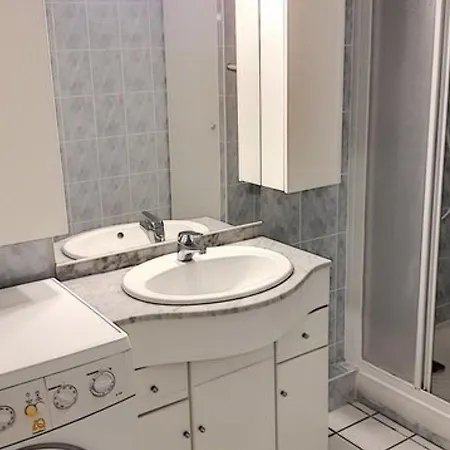 Apartment Spacieux T2 A 800m Plages Faviere, Loggia Sud-ouest, Garage Inclus - Fr-1-610-7 Bormes-les-Mimosas