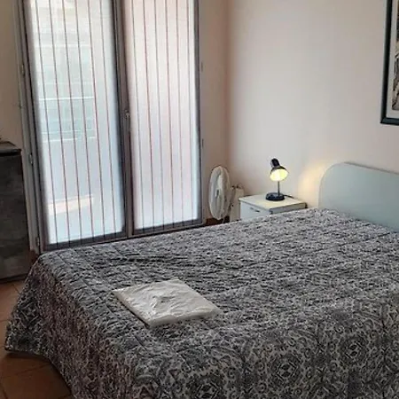 Apartment Spacieux T2 A 800m Plages Faviere, Loggia Sud-ouest, Garage Inclus - Fr-1-610-7