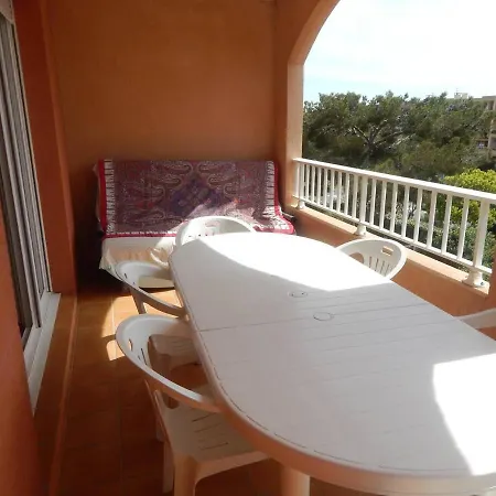 Spacieux T2 A 800m Plages Faviere, Loggia Sud-ouest, Garage Inclus - Fr-1-610-7 *
