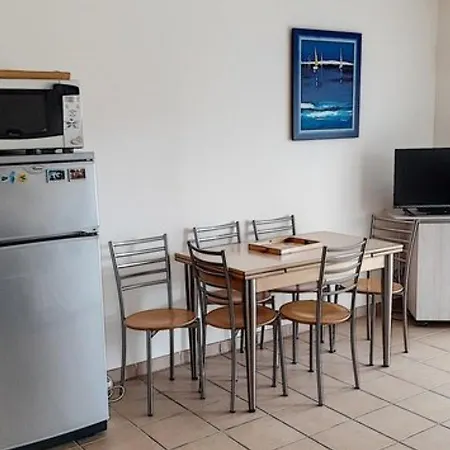 Spacieux T2 A 800m Plages Faviere, Loggia Sud-ouest, Garage Inclus - Fr-1-610-7 Apartment Bormes-les-Mimosas