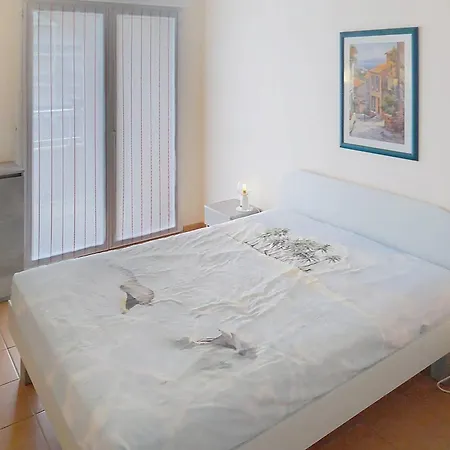 Apartment Spacieux T2 A 800m Plages Faviere, Loggia Sud-ouest, Garage Inclus - Fr-1-610-7