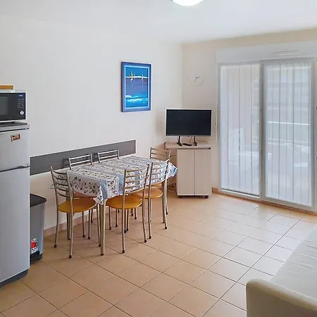 Spacieux T2 A 800m Plages Faviere, Loggia Sud-ouest, Garage Inclus - Fr-1-610-7
