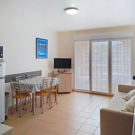 Spacieux T2 A 800m Plages Faviere, Loggia Sud-ouest, Garage Inclus - Fr-1-610-7 Apartment